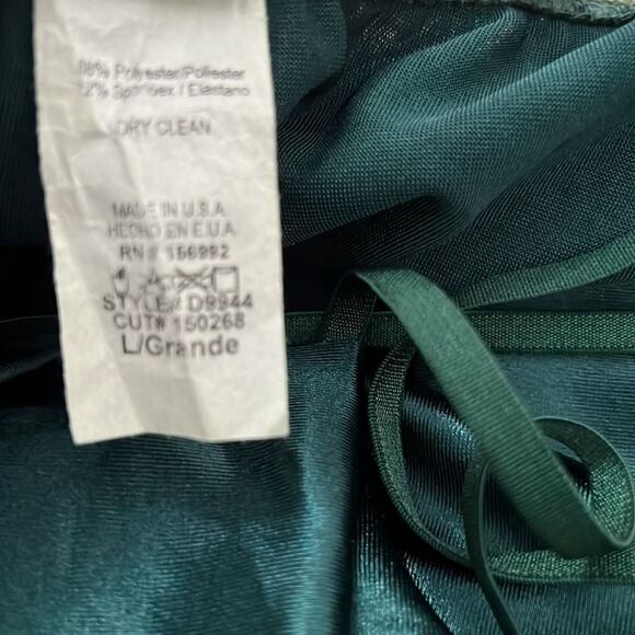 WINDSOR GREEN SPAGHETTI STRAP DRESS SIZE L - Picture 8 of 10